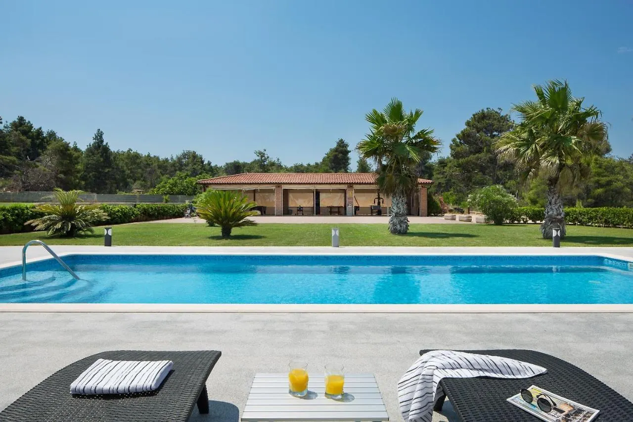 Villa Malibu One Vir