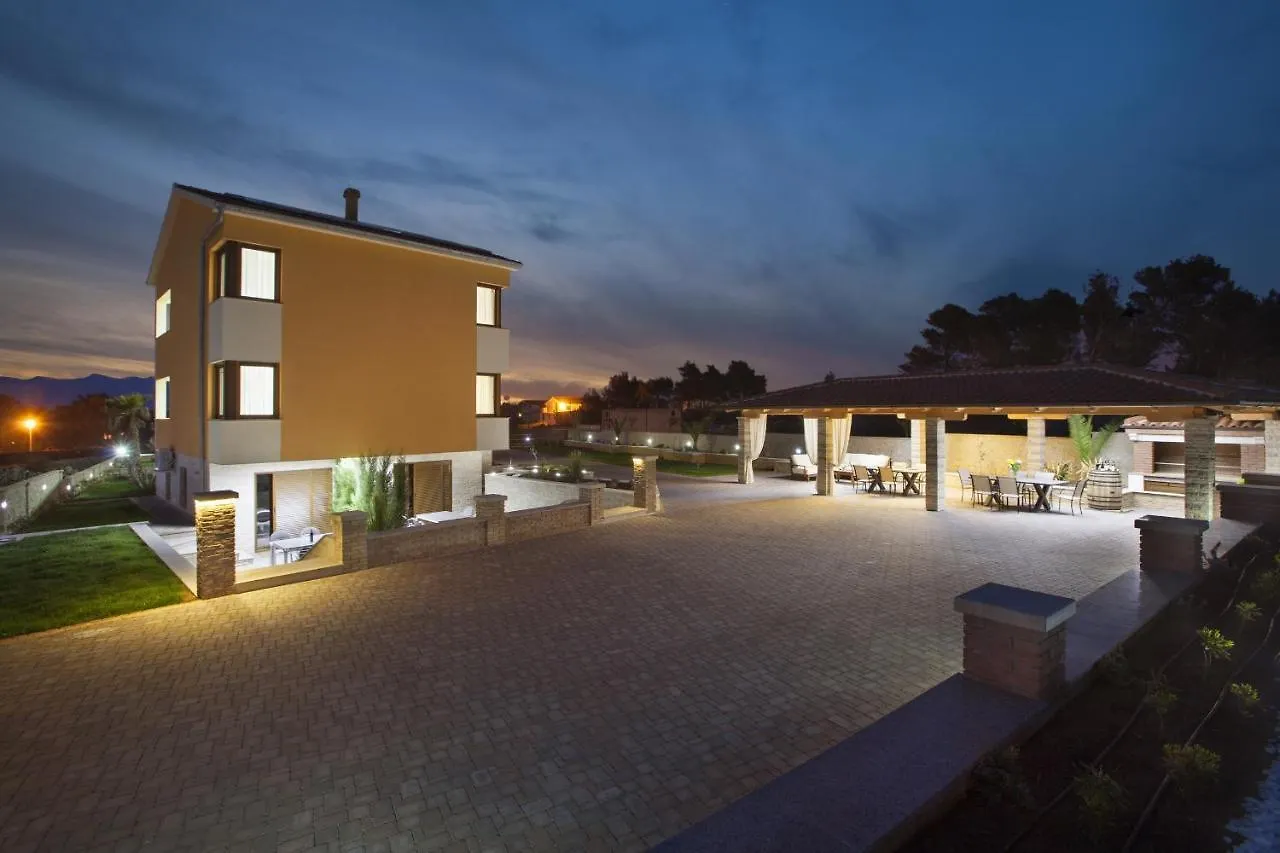 Villa Malibu One Vir Croatia