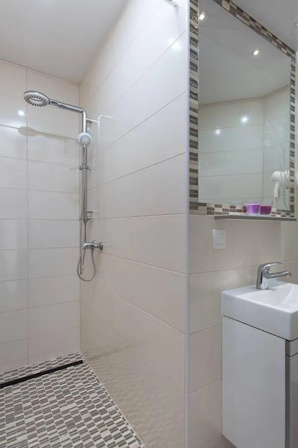 Apartment Villa Malibu One Vir